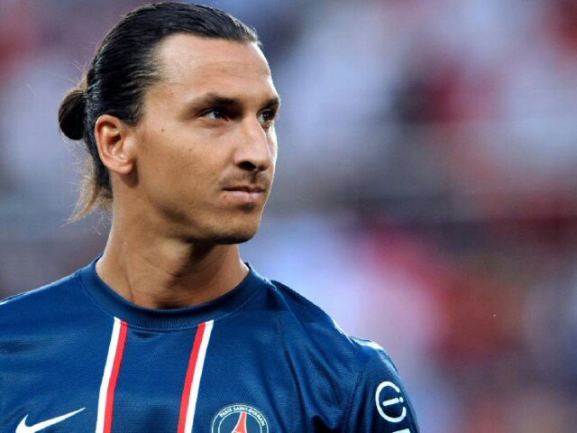 Ksh m3a ajax afca barcelona messi ibrahimovic