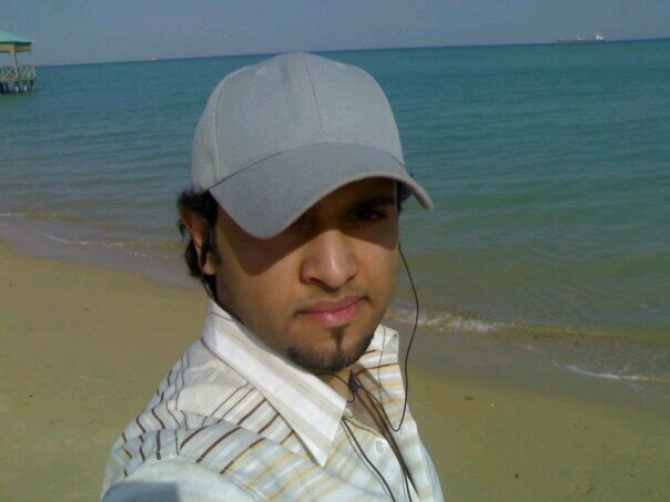 MaAaDo87's profile picture. Life is worth to live .. Just don't waste ur time ;)