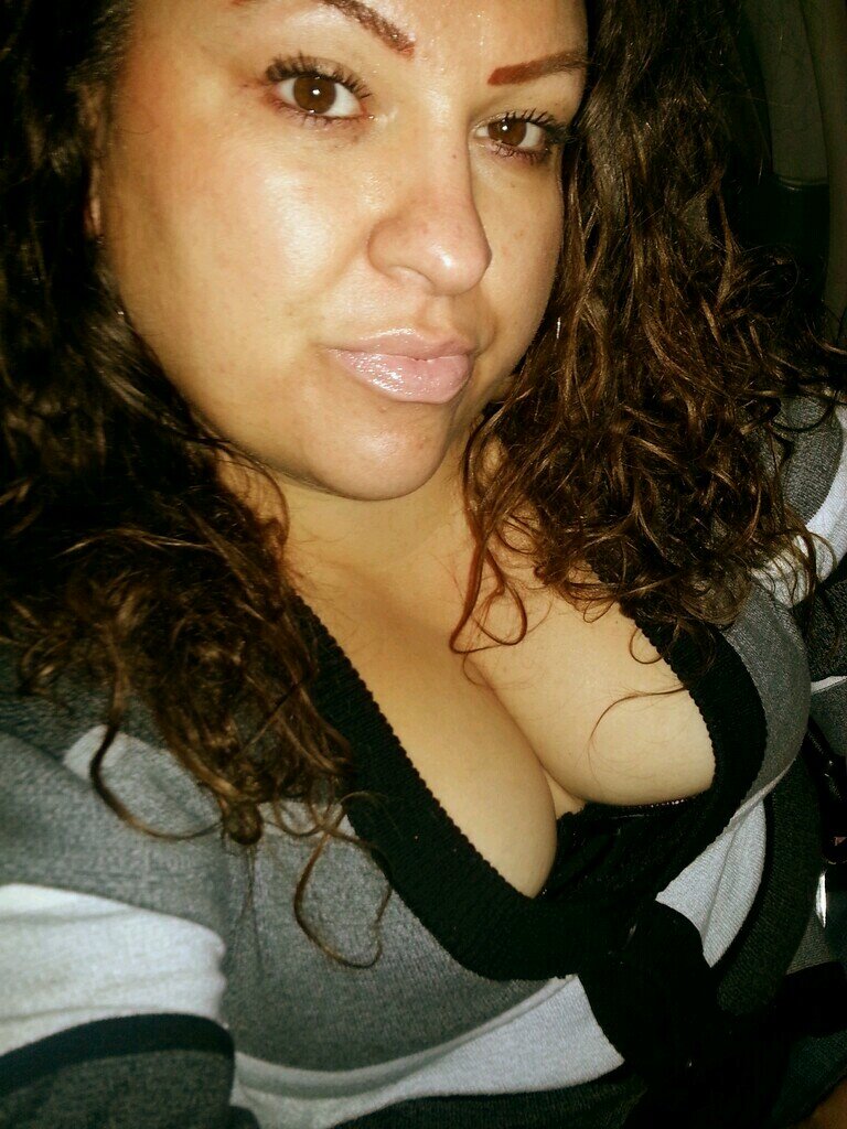 Mind & Grind right...Solo...Succa Free...Focused on my 3 seeds!!! Blessings and besos!!!
