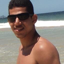 Acadêmico de Enfermagem, UFAL, 20 anos, Alagoano, Corinthiano, Praieiro, Guerreiro e Solteiro.