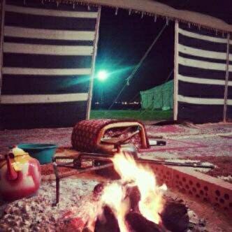 يآللي غرآمك حل في قآصي آلجآش /
آرفق على قلبٍ محآنيـه #هشّه ♡