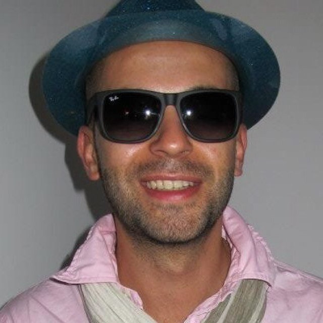 lecara24's profile picture. 