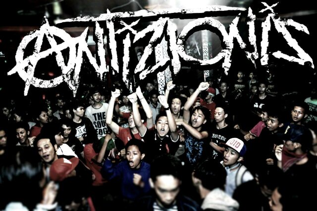 Since 2012 Genre PUNK, For booking contact : (Cissy) 087808966095/552F4EDE | member @Rial_93 @Ciptakarisma13 @FsBurhan @Dion23wiradien @hackgegegugiga