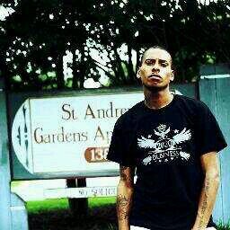 Official Twitter Of The Rapper/Song Writer BEZZLE BOOKING/FEATURES Contact BezzleOnline@gmail.com