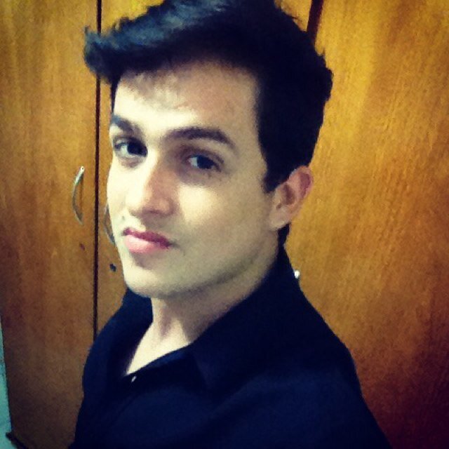 Seja feliz não importa com quem. Apenas seja feliz.