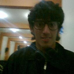 actor/bailarin,deportista, loco y agente de viajes
