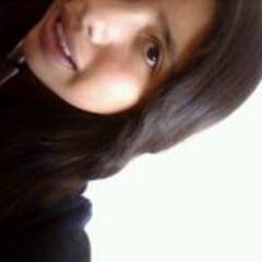 Me encanta conocer gente soy muy risueña me encanta sonreir y me gusta toda la musica toda no me gustan las amigas ipocritas ni interesadas :)