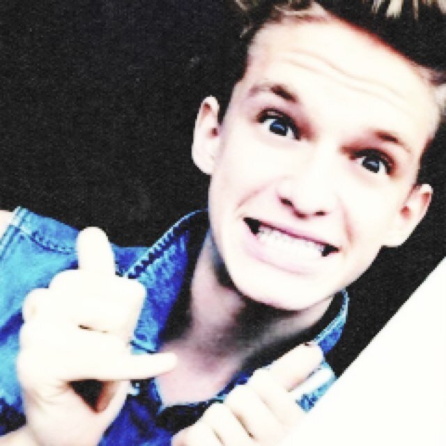 two katies that love cody