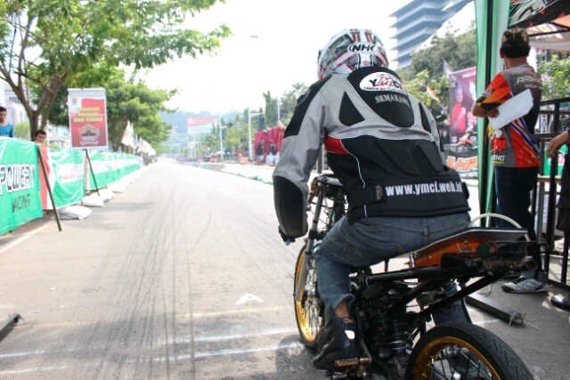 |Yamaha Mx Club Indonesia|komunitas Jupiter MX di kota Semarang|kopdar jumat mlm di Jl pahlawan (dpn pengadilan tinggi) 082134222768
