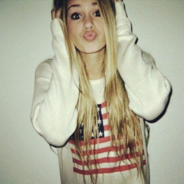 Follow for a ffollow back. And i will find out if you unfollow me so watch out
