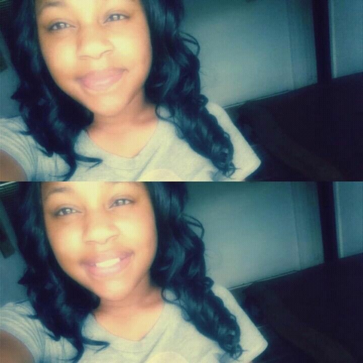 Im not picture perfect but im worth the picture still♡                                                                       PHS|Basketball |Track |Softball ♡♡