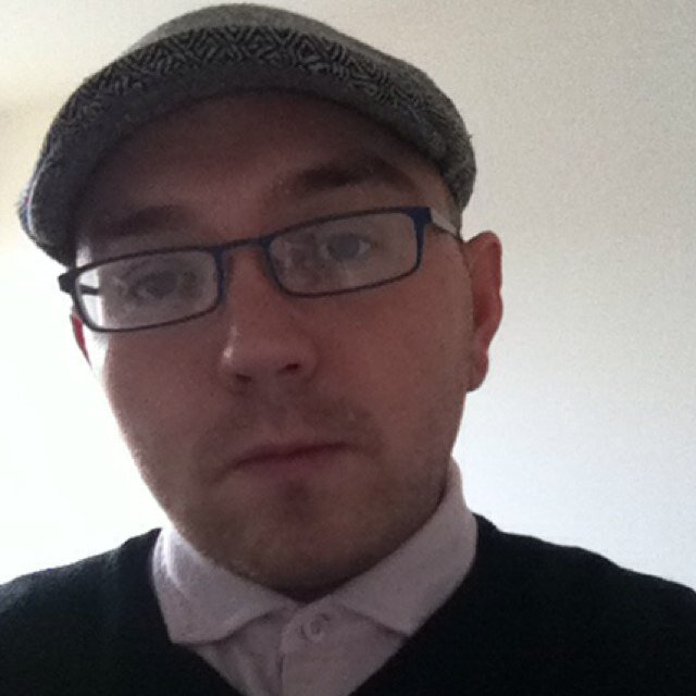 My names Eddie and I'm a law abider. There's nothing I like more than getting fired up on beer. SKA, Reggae, Rock Steady, Chelsea and My Family are my life :) x