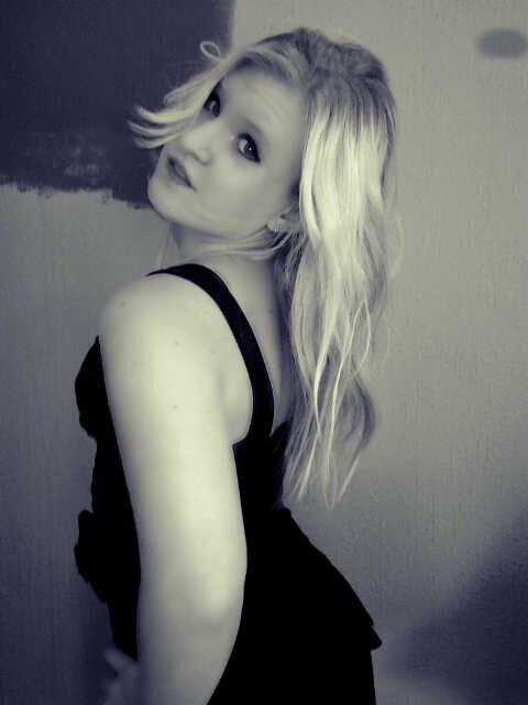 I'm that type of girl that love hugs ♥