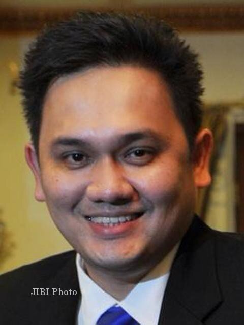 Bukan Mencela , hanya ingin mengoreksi :)