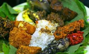 Buka setiap hari pukul 16:30 s/d 23:30 | Tempat sport centre indramayu (samping #BajriSquare) | Cp: 087727880008 (22C8568E)