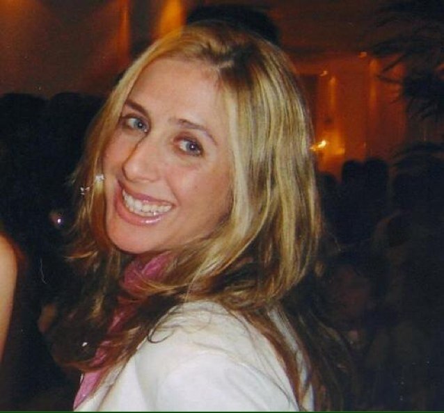 Sicilian girl with a passion for social media, Italy, Italian food, Italian travel, Italian language.