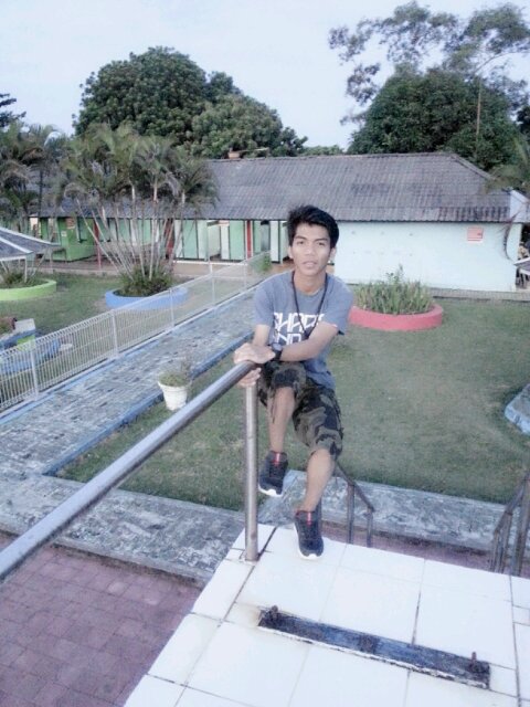 Hidup itu seperti roller coster..naik turun, takut senang,