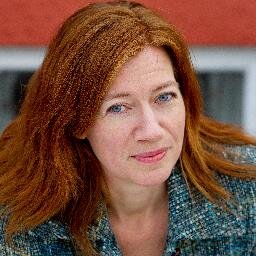 Älskar text. Nu som redaktör/kommunikatör, tidigare som journalist. Ständigt en Romresa i sikte.
