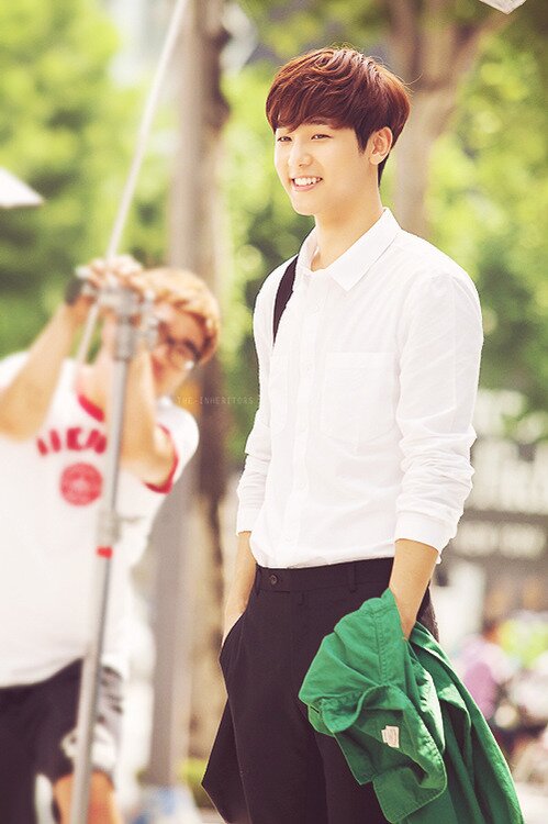 Roleplayer of Kang Minhyuk CN Blue.