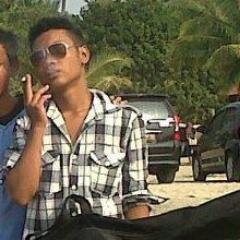 agungzafranto's profile picture. selalu tersenyum coy