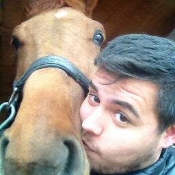 jinete y amigo de mis amigos,un chico con las cosas bien claras...pregunta lo que quieras saber...¡¡¡