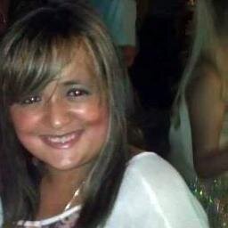 20 Anos , Leonina , inteligente , ;D