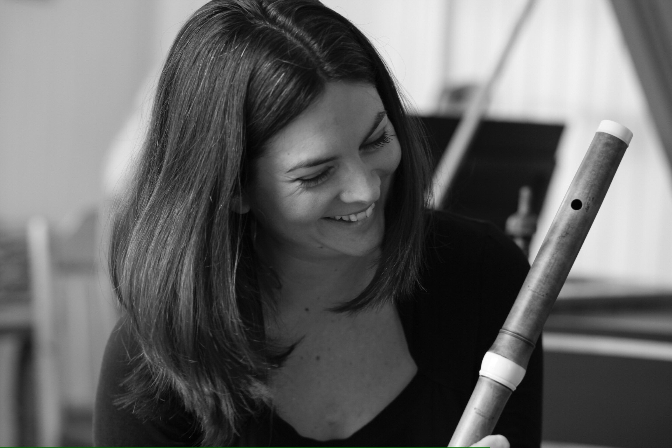Time travelling flautist based in the UK.
