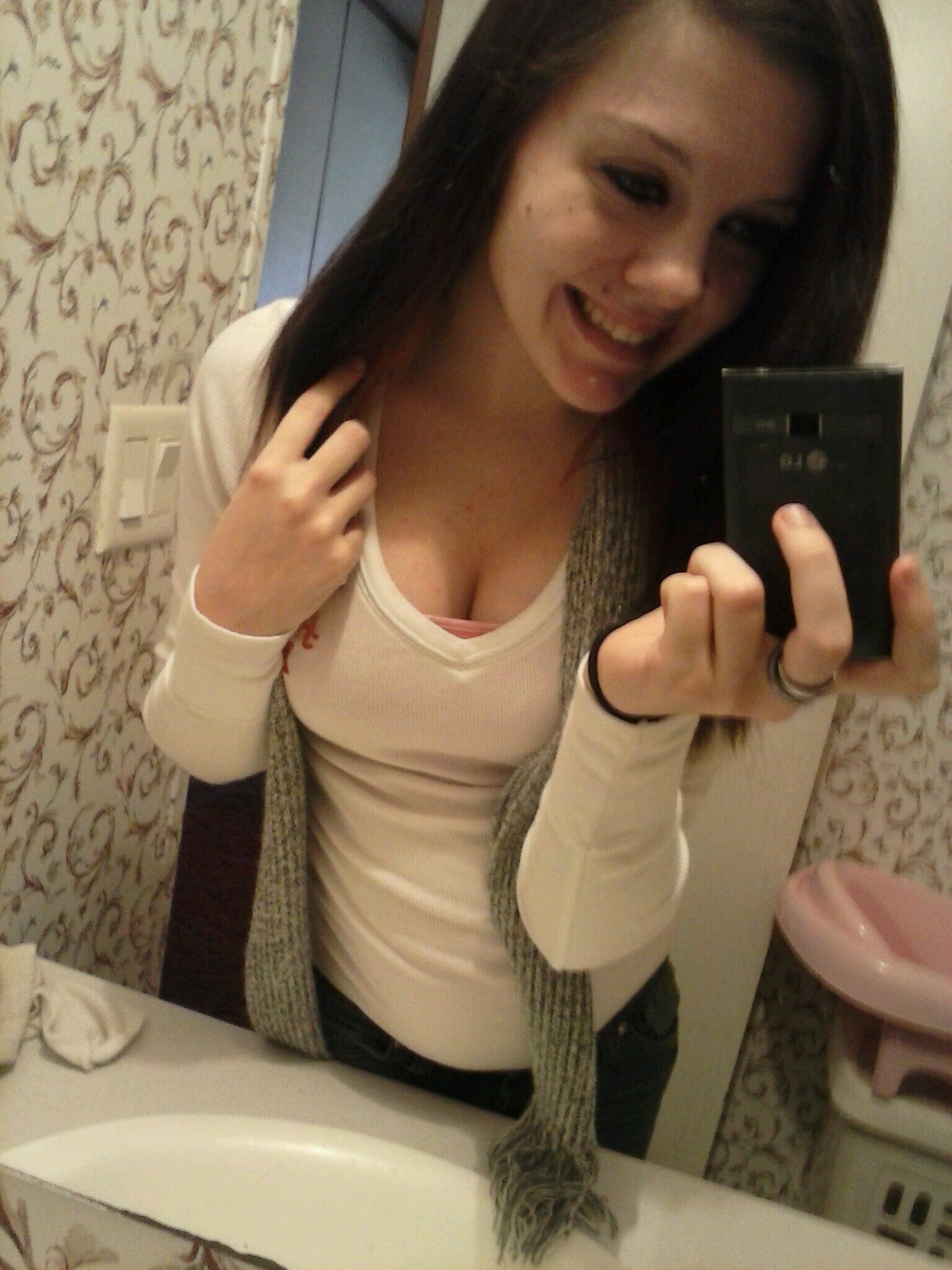 kels. 20. taken. 1 baby boy & 1 baby girl. hmu. *