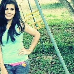 otras personas que se siguen amando♫