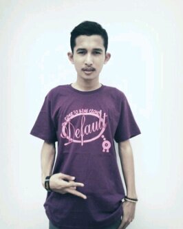 We're a Pop-Rock band from Cilegon,Indonesia | ✉☎ @mayarisandy{+6287771739900}, @DerryDFT /  **** EP #RainbowOfLife