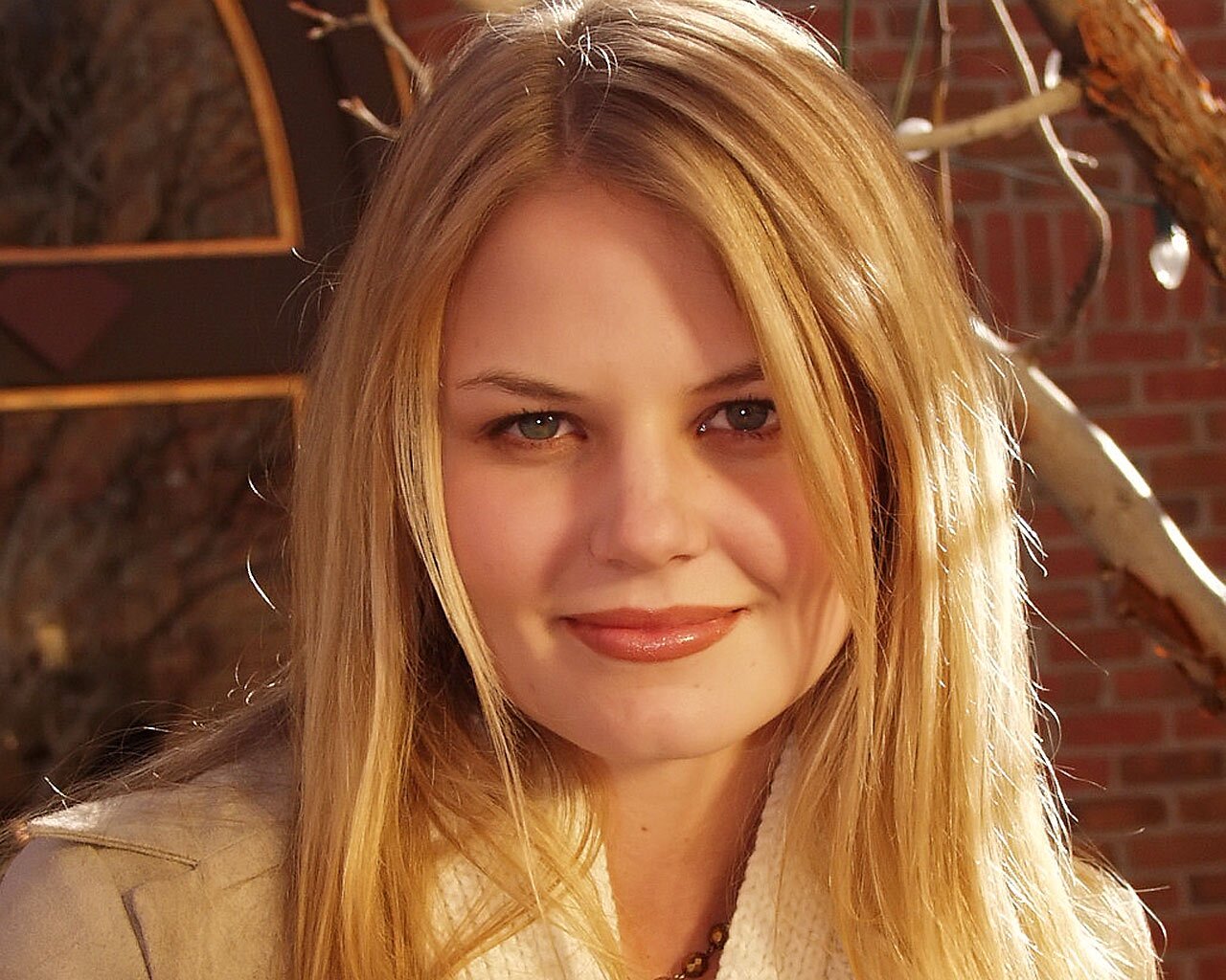 EmmaJenSwan_'s profile picture. Emma Swan im searching for family and someone to cheer my life whit...