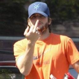 d_mukh212's profile picture. I see fire. This is my life. Fire is very silly, but very kind. For me. #lifeishurt