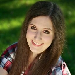 An aspiring singer/songwriter. Follow me and I'll follow you back! :)