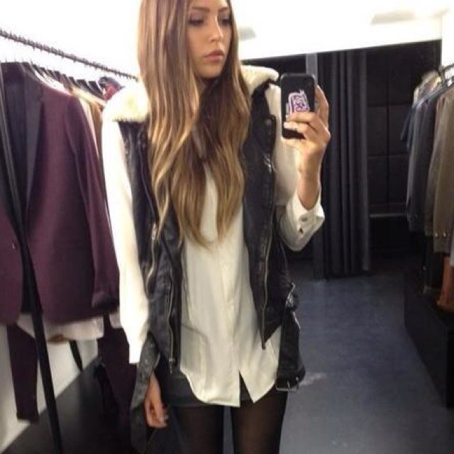 Demi Valléz '' 15,5 '' Amsterdam '' Ariana Grande '' Canon and Nikon camera's '' Justin Bieber '' Ivko opleiding '' Lucia Marthas