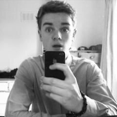 ho perso la libertà perciò la benzo e io abbiamo catman lol || 19 anni || sono il fratello di conor || forever alone || acn || mainardo mandarino.