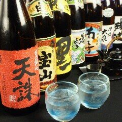 奄美、鹿児島、沖縄料理が大好きです！　麹蔵に行ってみよう！　食べてみよう！　そして飲んでみよう！焼酎は常備100種類、月ごとに旬のメニュー！　串木野産さつま揚げ、ラフティーが大人気！黒豚塩しゃぶしゃぶはおかわり必至ですよ　http://t.co/kunY7U1hBh