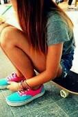 Simpática y soñadora. El skate, lo que más me gusta. Mi mejor amiga la mejorL. Directioner, Auryner y Manulover.