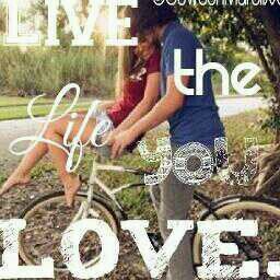 Tweets about love