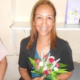 Adoradora por excelência!-Radialista,compositora e Psicoterapeuta.Mãe de Gabriel.Amo a natureza e gosto de fazer novas amizades.