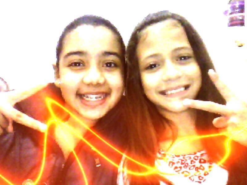 Amo One direction e Demi Lovato.