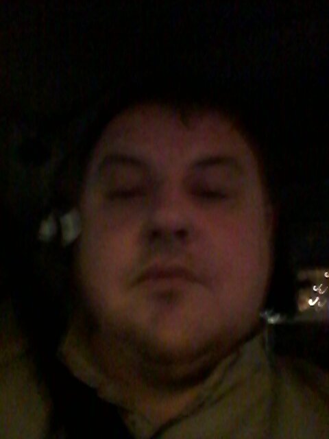 Taxi driver and football fan of Grimsby Town. Patriotic to England