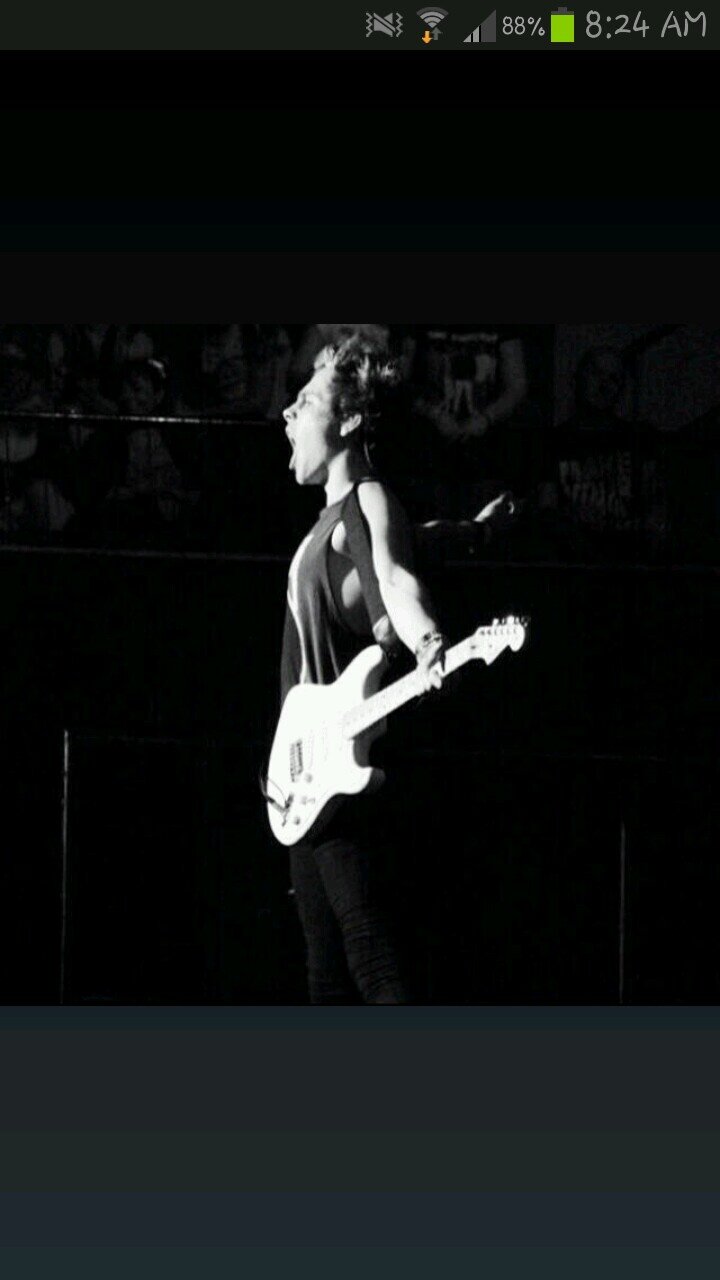I found you searching through the name Luke Hemmings. So if I can find you he can too :) he loves you and will follow you || from @lukeslittletaco