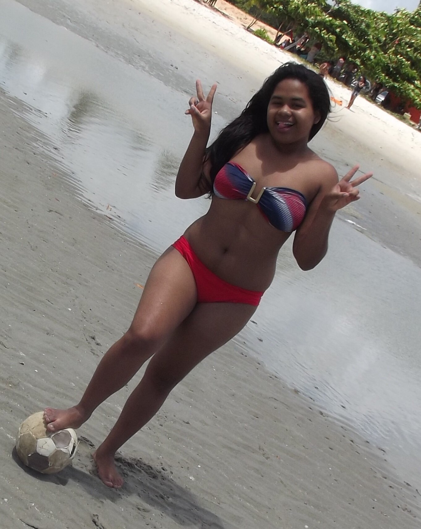 Amo Balle,dorme,praia,comer e fazer nada.
