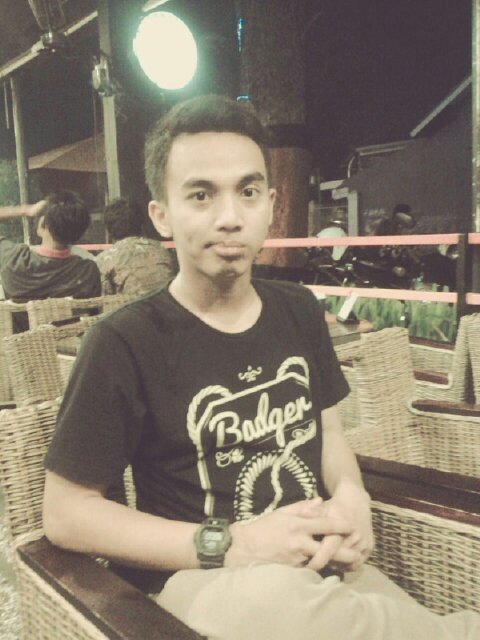 ikmal_jhono's profile picture. line :ikmalarsul /  Moslem University of Indonesia faculty of law