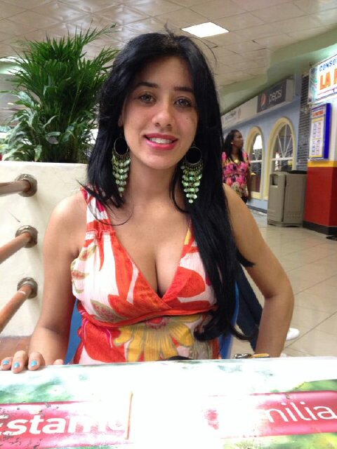 DraMartinezPion's profile picture. Apasionada, inteligente, alegre, dinamica, optimista,y AUTENTICA; Doctora en medicina,modelo profesional, 
 estilista, escritora.
 
 http://t.co/fXnZnr3bz3