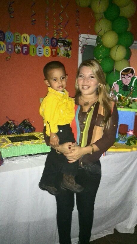 zoleyyy's profile picture. 