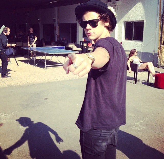 Hii im haz :) MARRIED WHAT NOWWW BITCHES BACKOFF boobear is @Louis__goth_bu hehehe btw @KaileyOffic, @DorisRoseAliza are my daughters