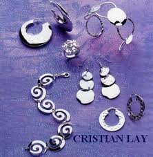 Venta de joyería, relojería, bisutería y complementos de Cristian Lay.
Facebook: https://t.co/xMR5Ydy02m
