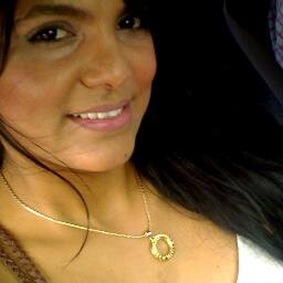 leticiacastanos's profile picture. 