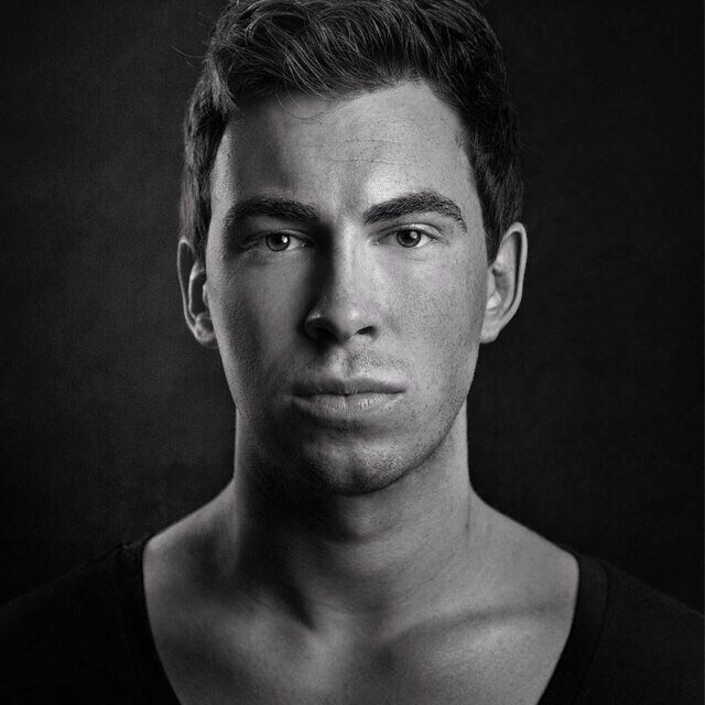 Een Fan Account van de #1 Dj @Hardwell , Wij houden je op de hoogte, over al het nieuws van Hardwell! FOLLOW US! ( Owner @divarolima )